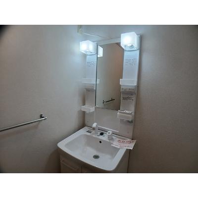 フローラ 203【管理NO：1-011661301-02030】 ★家具家電は申し込み後に搬入します★の物件写真6