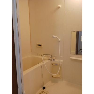 Ｌａｗ　Ｆｌｏｗｅｒ 102【管理NO：1-010535801-01020】 ★家具家電は申し込み後に搬入します 2026年08月下旬入居可能の物件写真4