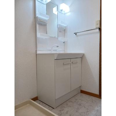 apartment 徳島県板野郡藍住町住吉字神蔵１６６番地１ 

↓地図はこちらから