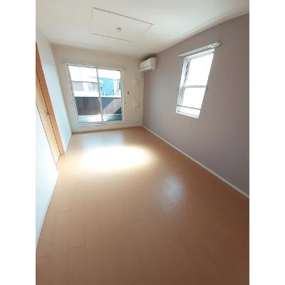 ソラーナＳ　Ｂ 201【管理NO：1-018556002-02010】 ★家具家電は申し込み後に搬入します 2026年09月中旬入居可能の物件写真2