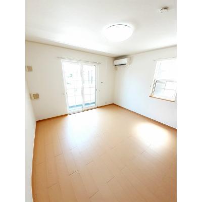 ＴＩＡＲＡ　Ⅱ 103【管理NO：1-015334702-01030】 ★家具家電は申し込み後に搬入します 2026年08月中旬入居可能の物件写真2