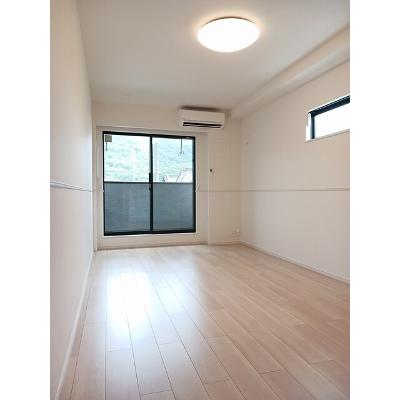レジデンス寺地 205【管理NO：1-028100901-02040】 ★家具家電は申し込み後に搬入します 2026年08月下旬入居可能の物件写真2