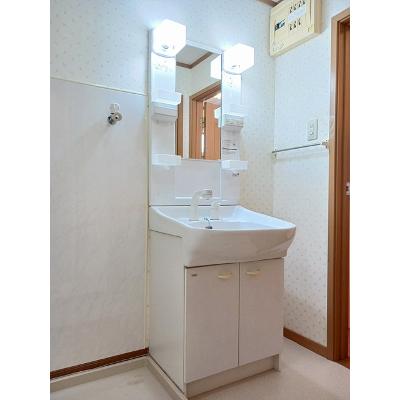apartment 岡山県瀬戸内市長船町土師１５９番地３ 

↓地図はこちらから