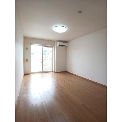 シャルトルーズＡ 203【管理NO：1-014853001-02030】 ★家具家電は申し込み後に搬入します★の物件写真2