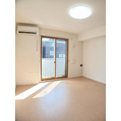 クレド 102【管理NO：1-019329801-01020】 ★家具家電は申し込み後に搬入します★の物件写真2