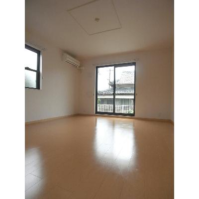 ジェルメ 101【管理NO：1-016611901-01010】 ★家具家電は申し込み後に搬入します★ ★2026年10月上旬入居可能★の物件写真2