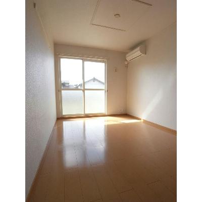 オハナ・ラウレアＡ 102【管理NO：1-015286501-01020】 ★家具家電は申し込み後に搬入します★の物件写真2
