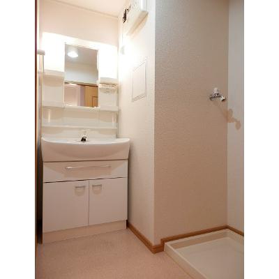 Ｋ・Ｙ　ＪＡＤＥ 201【管理NO：1-014317401-02010】 ★家具家電は申し込み後に搬入します★の物件写真6