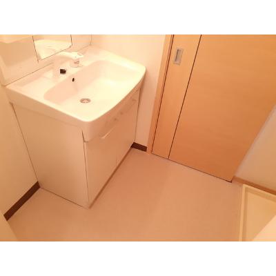 ビクトリー・Ａ 204【管理NO：1-015999901-02040】 ★家具家電は申し込み後に搬入します★の物件写真6