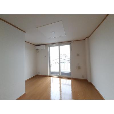 ブリッサ 202【管理NO：1-012590701-02020】 ★家具家電は申し込み後に搬入します 2026年08月中旬入居可能の物件写真2