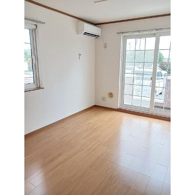 ネイチャーフィールドＡ 103【管理NO：1-011075901-01030】 ★家具家電は申し込み後に搬入します★の物件写真2