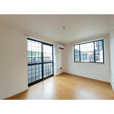 グランシャリオＡ 102【管理NO：1-013250101-01020】 ★家具家電は申し込み後に搬入します 2026年08月下旬入居可能の物件写真2