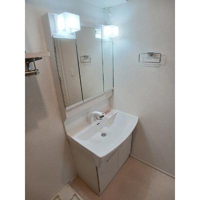 センチュリー 203【管理NO：1-027227101-02030】 ★家具家電は申し込み後に搬入します★の物件写真6