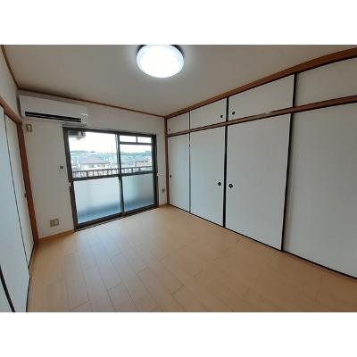 エンゲルベルク 302【管理NO：1-004349401-03020】 ★家具家電は申し込み後に搬入します★の物件写真2