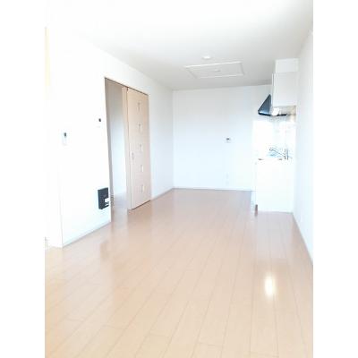 オズロード 203【管理NO：1-017429101-02030】 ★家具家電は申し込み後に搬入します★ ★2026年08月下旬入居可能★の物件写真2