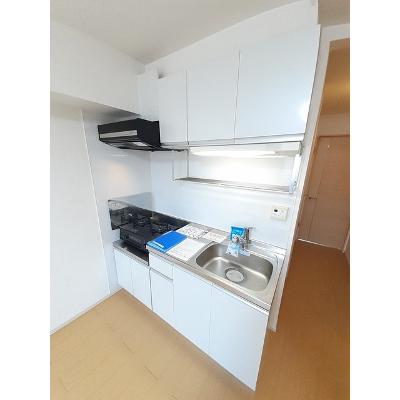 グランシャレー春日 203【管理NO：1-017739401-02030】 ★家具家電は申し込み後に搬入します 2026年08月下旬入居可能の物件写真3