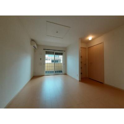 アルドール 102【管理NO：1-015979701-01020】 ★家具家電は申し込み後に搬入します★ ★2026年09月中旬入居可能★の物件写真2