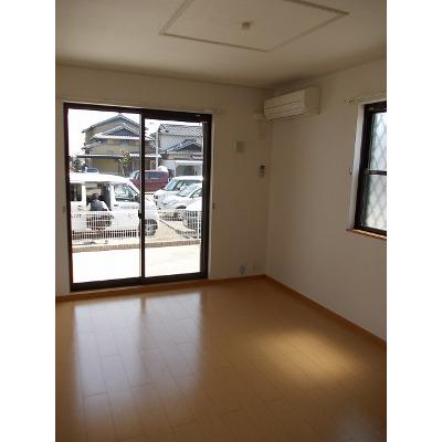ルミエール岬 105【管理NO：1-015304701-01040】 ★家具家電は申し込み後に搬入します 2026年09月中旬入居可能の物件写真2