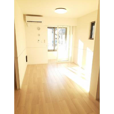 アヴェクトワ 101【管理NO：1-025446701-01010】 ★家具家電は申し込み後に搬入します 2026年09月上旬入居可能の物件写真2