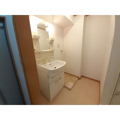 カーサ・フィオーレⅡ 202【管理NO：1-012085301-02020】 ★家具家電は申し込み後に搬入します★ ★2026年08月中旬入居可能★の物件写真6