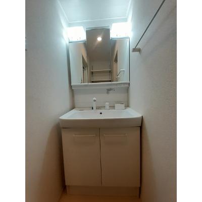apartment 和歌山県和歌山市和歌浦東２丁目５－１６ 

↓地図はこちらから