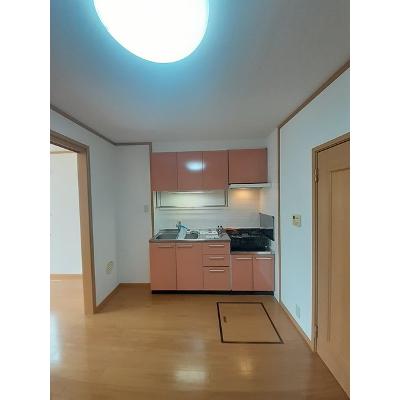 ジョイリバ－Ⅱ 102【管理NO：1-012183501-01020】 ★家具家電は申し込み後に搬入します★の物件写真3