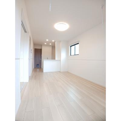 カサ・ファミリアⅡ 201【管理NO：1-027673201-02010】 ★家具家電は申し込み後に搬入します★の物件写真2