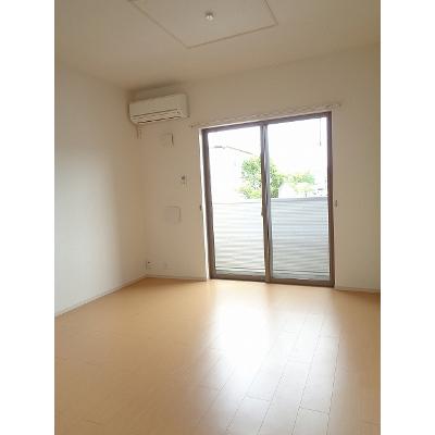 クレセント　Ⅱ 103【管理NO：1-016992001-01030】 ★家具家電は申し込み後に搬入します 2026年08月下旬入居可能の物件写真2