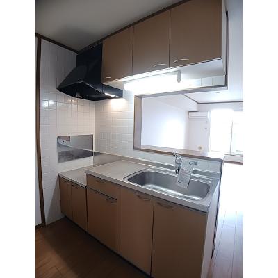 プリムヴェール 203【管理NO：1-011834301-02030】 ★家具家電は申し込み後に搬入します★の物件写真3