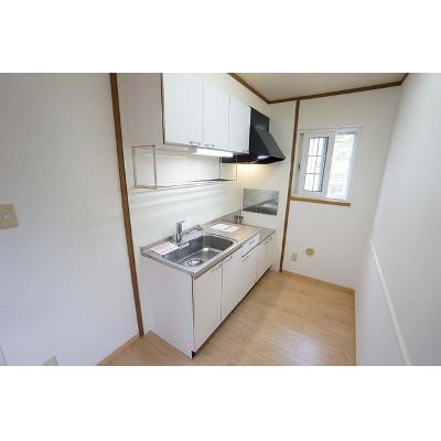 エヴァーグリーンＢ 201【管理NO：1-011475902-02010】 ★家具家電は申し込み後に搬入します★ ★2026年09月上旬入居可能★の物件写真3