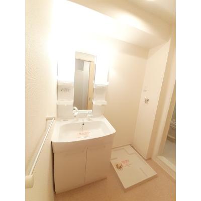ＬＩＢＥＲＴＹ　ＣＯＵＲＴ 103【管理NO：1-018553601-01030】 ★家具家電は申し込み後に搬入します 2026年09月中旬入居可能の物件写真6