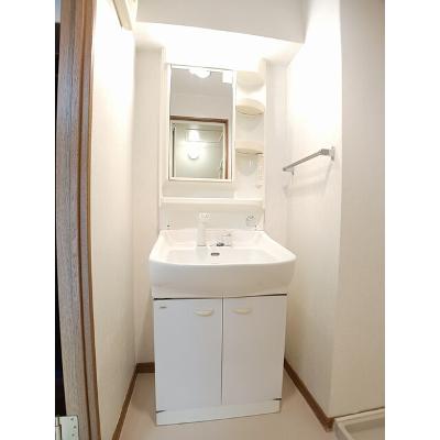 グランドコラム 303【管理NO：1-011247201-03030】 ★家具家電は申し込み後に搬入します 2026年08月下旬入居可能の物件写真6