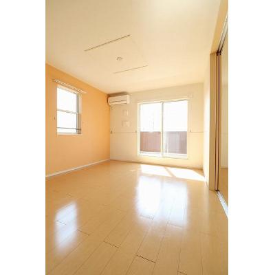 プリンセス　バニラ 201【管理NO：1-021010301-02010】 ★家具家電は申し込み後に搬入します 2026年09月上旬入居可能の物件写真2