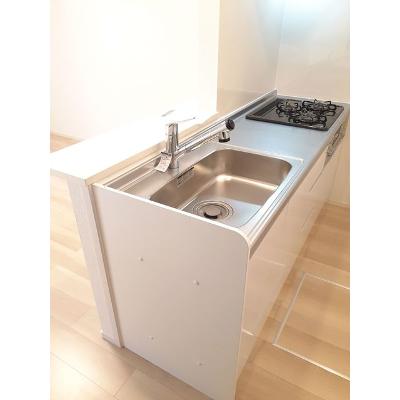 ケースリー　Ⅴ 102【管理NO：1-026374905-01020】 ★家具家電は申し込み後に搬入します 2026年08月上旬入居可能の物件写真3