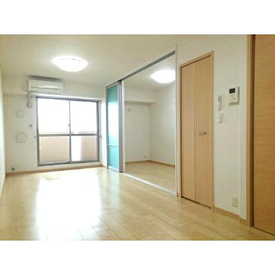 アーバンツァ 603【管理NO：1-016015601-06030】 ★家具家電は申し込み後に搬入します 2026年08月下旬入居可能の物件写真2