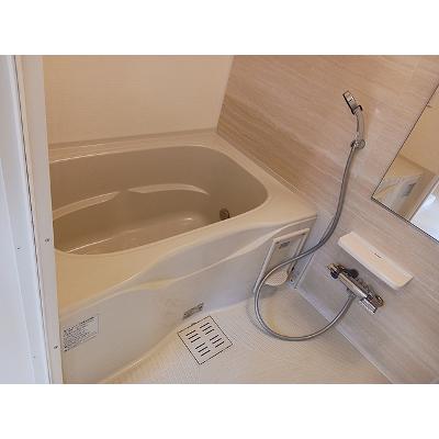 エアリー 201【管理NO：1-025616501-02010】 ★家具家電は申し込み後に搬入します★の物件写真4