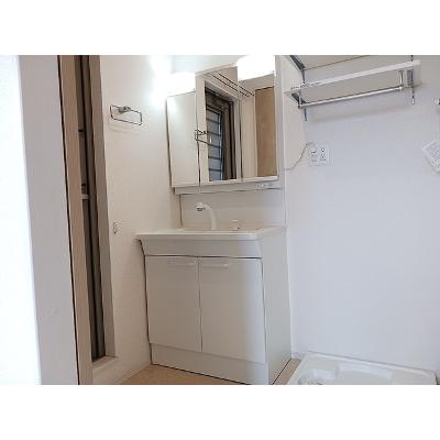 エアリー 201【管理NO：1-025616501-02010】 ★家具家電は申し込み後に搬入します★の物件写真6