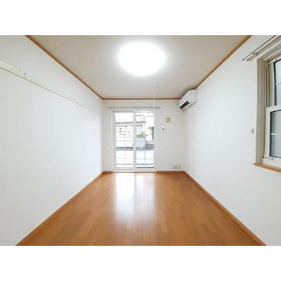 リバニッシュＢ 104【管理NO：1-012748902-01040】 ★家具家電は申し込み後に搬入します★ ★2026年08月下旬入居可能★の物件写真2