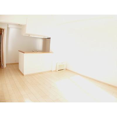 インプレス 301【管理NO：1-017882401-03010】 ★家具家電は申し込み後に搬入します 2026年08月下旬入居可能の物件写真2