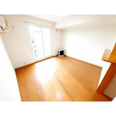 メゾン南 203【管理NO：1-014368901-02030】 ★家具家電は申し込み後に搬入します 2026年09月上旬入居可能の物件写真2