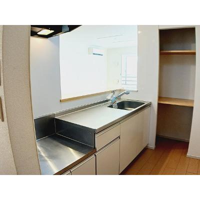 apartment 北海道岩見沢市５条東１７丁目１４番地５ 

↓地図はこちらから