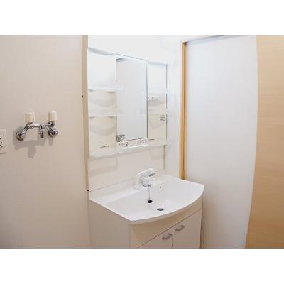 apartment 北海道岩見沢市５条東１７丁目１４番地５ 

↓地図はこちらから