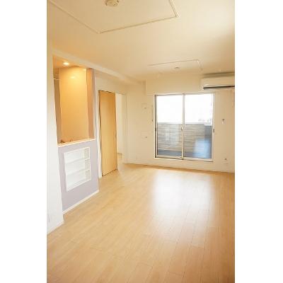 オーブ・ウエストＣ 201【管理NO：1-023412801-02010】 ★家具家電は申し込み後に搬入します 2026年09月上旬入居可能の物件写真2
