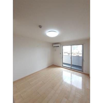 ラ・フォート 204【管理NO：1-018766101-02040】 ★家具家電は申し込み後に搬入します 2026年08月下旬入居可能の物件写真2