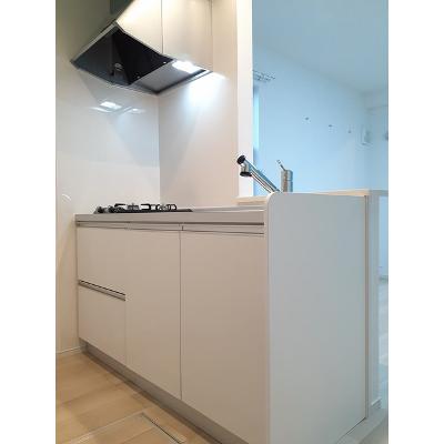 ポポラーレ 101【管理NO：1-025938501-01010】 ★家具家電は申し込み後に搬入します★ ★2026年08月下旬入居可能★の物件写真3