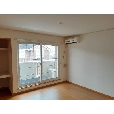 ユニゾンさくらＤ 205【管理NO：1-013818304-02040】 ★家具家電は申し込み後に搬入します 2026年09月上旬入居可能の物件写真2