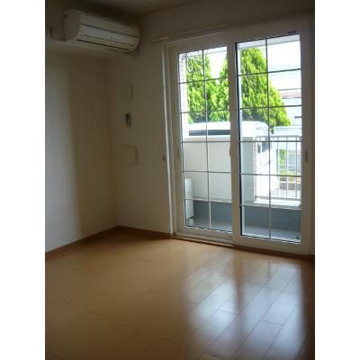 ブルック石川 102【管理NO：1-014688701-01020】 ★家具家電は申し込み後に搬入します 2026年09月上旬入居可能の物件写真2