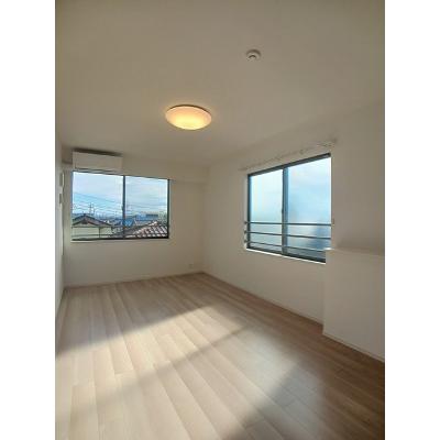 カーサ　セレーノ 305【管理NO：1-027364901-03050】 ★家具家電は申し込み後に搬入します 2026年08月下旬入居可能の物件写真2