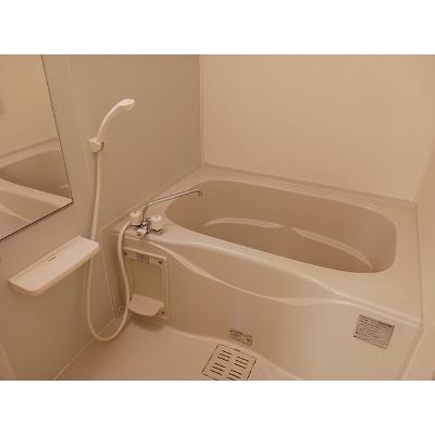 ミニョン・ジェルメ 202【管理NO：1-016747901-02020】 ★家具家電は申し込み後に搬入します 2026年09月中旬入居可能の物件写真4