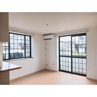 グランフィオーレ 103【管理NO：1-010285801-01030】 ★家具家電は申し込み後に搬入します★の物件写真2